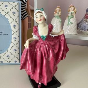 RARE! Royal Doulton Delight England Bone China Figurine Lady Girl Dress